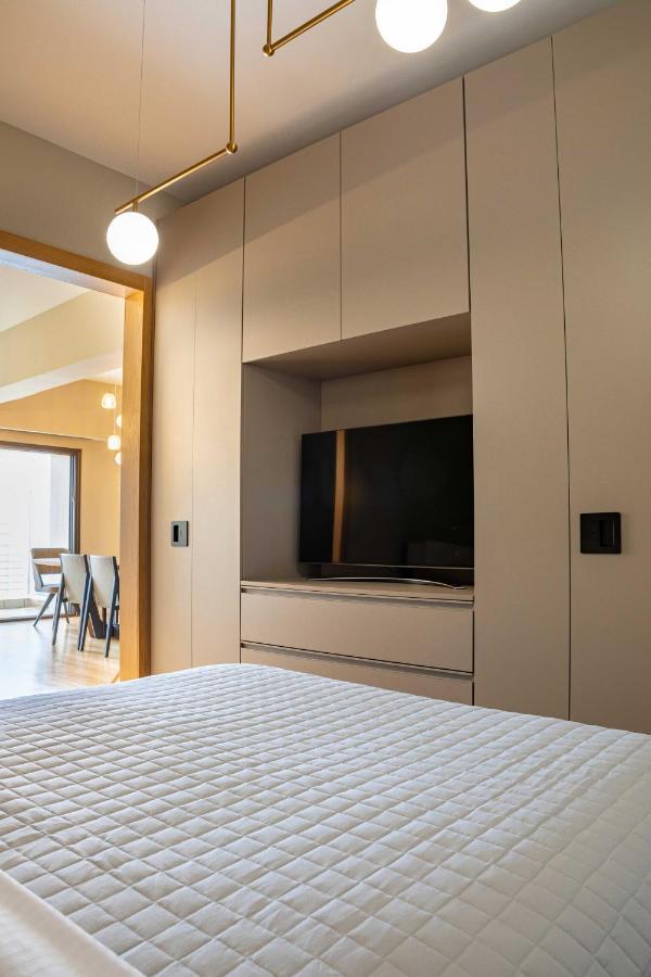 Iconic Salonica Suite Seafront Екстериор снимка