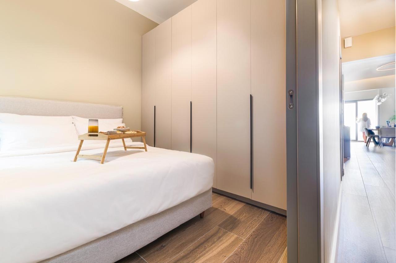 Iconic Salonica Suite Seafront Екстериор снимка