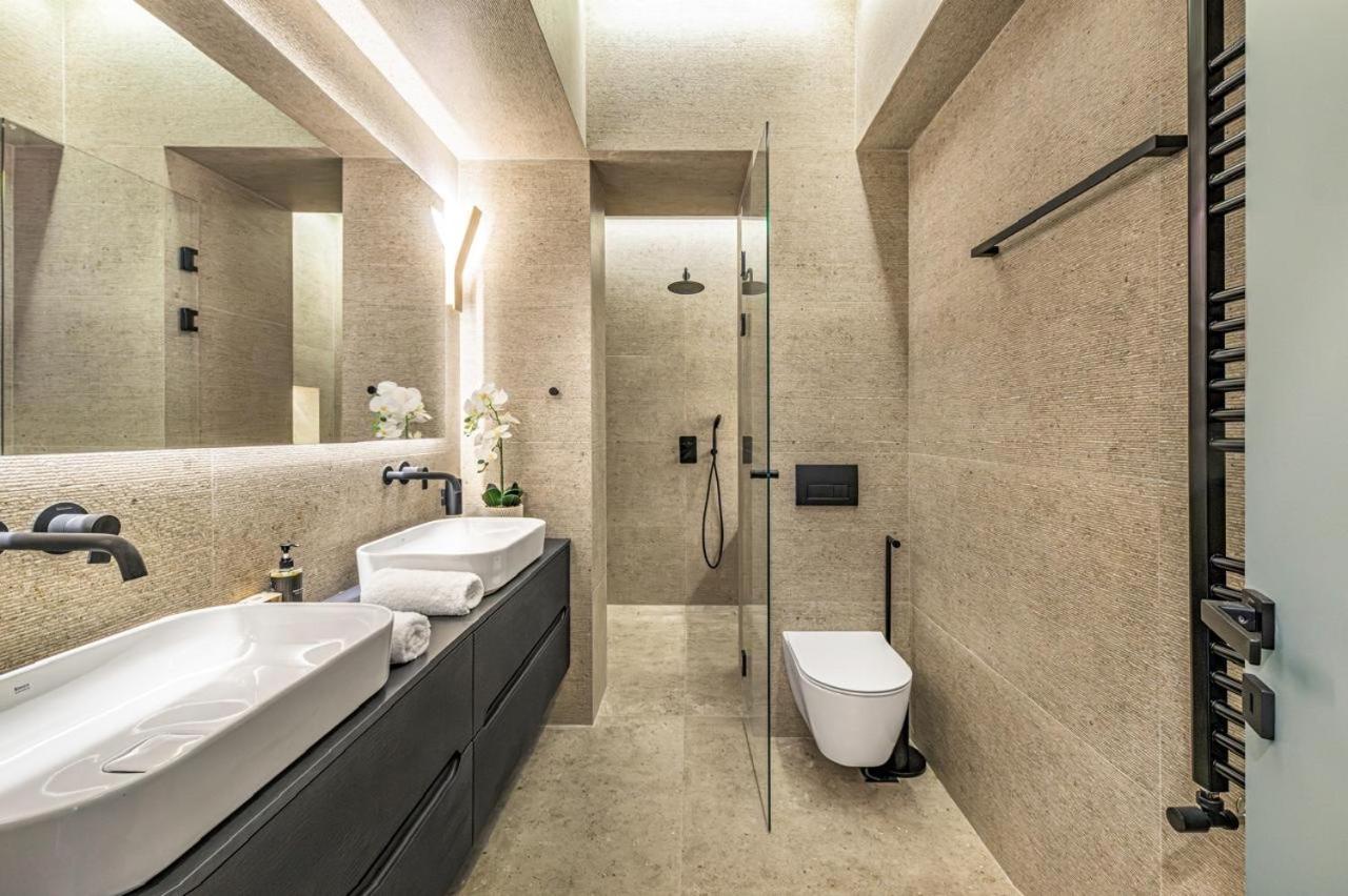 Iconic Salonica Suite Seafront Екстериор снимка